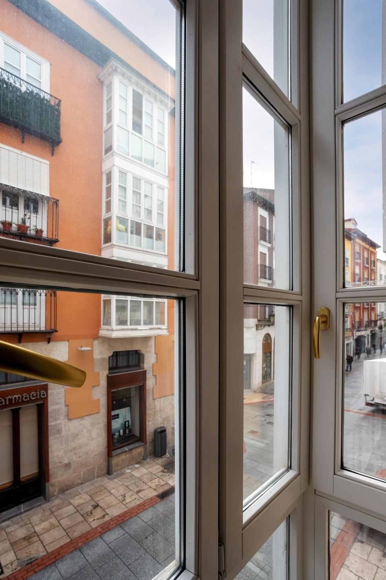 Spacio Menina By Unique Appartement Burgo